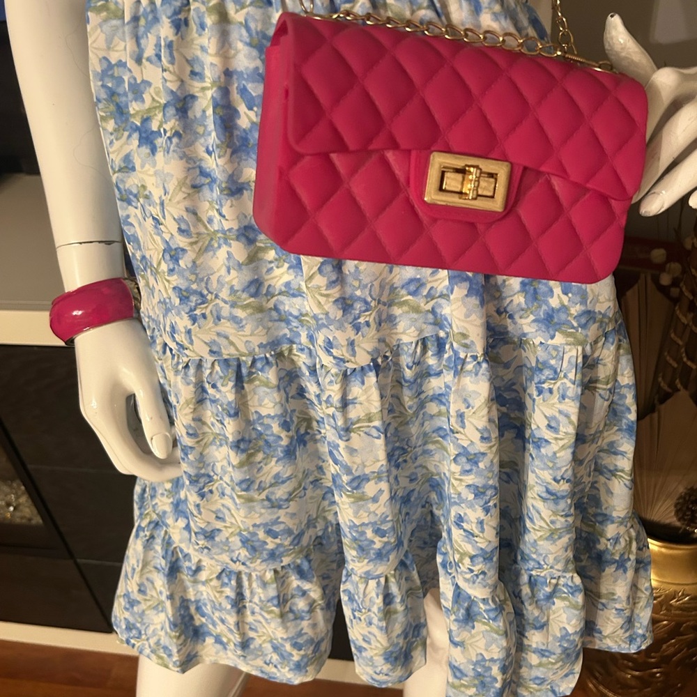 Blue Floral Strapless Dress with Pink Accessories. Girl next door look!! - Picture 4 of 8